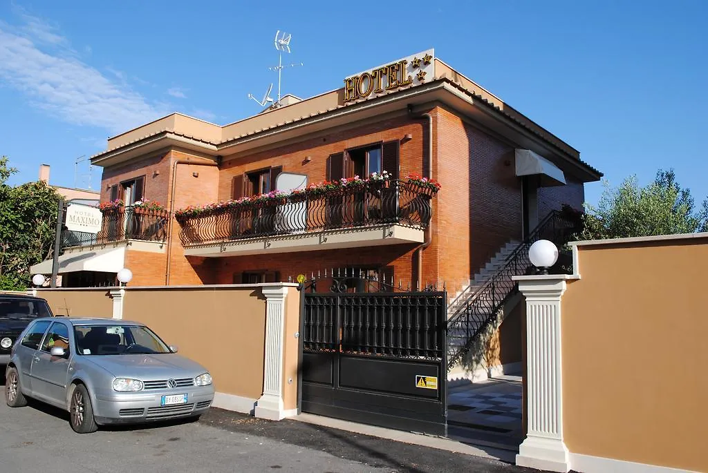 Hotel Maximo Рим 3*,